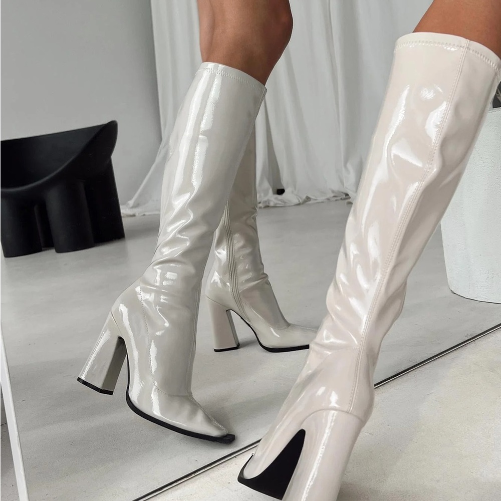 Princess Polly White Knee High Boots NWOT